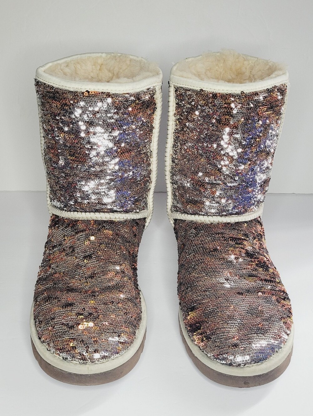 UGG Australia Classic Sequin Short Boots Women's Size 9 Sparkling Glam Reverse
